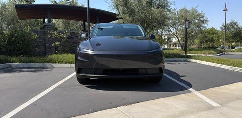 Tesla Model Y 2026