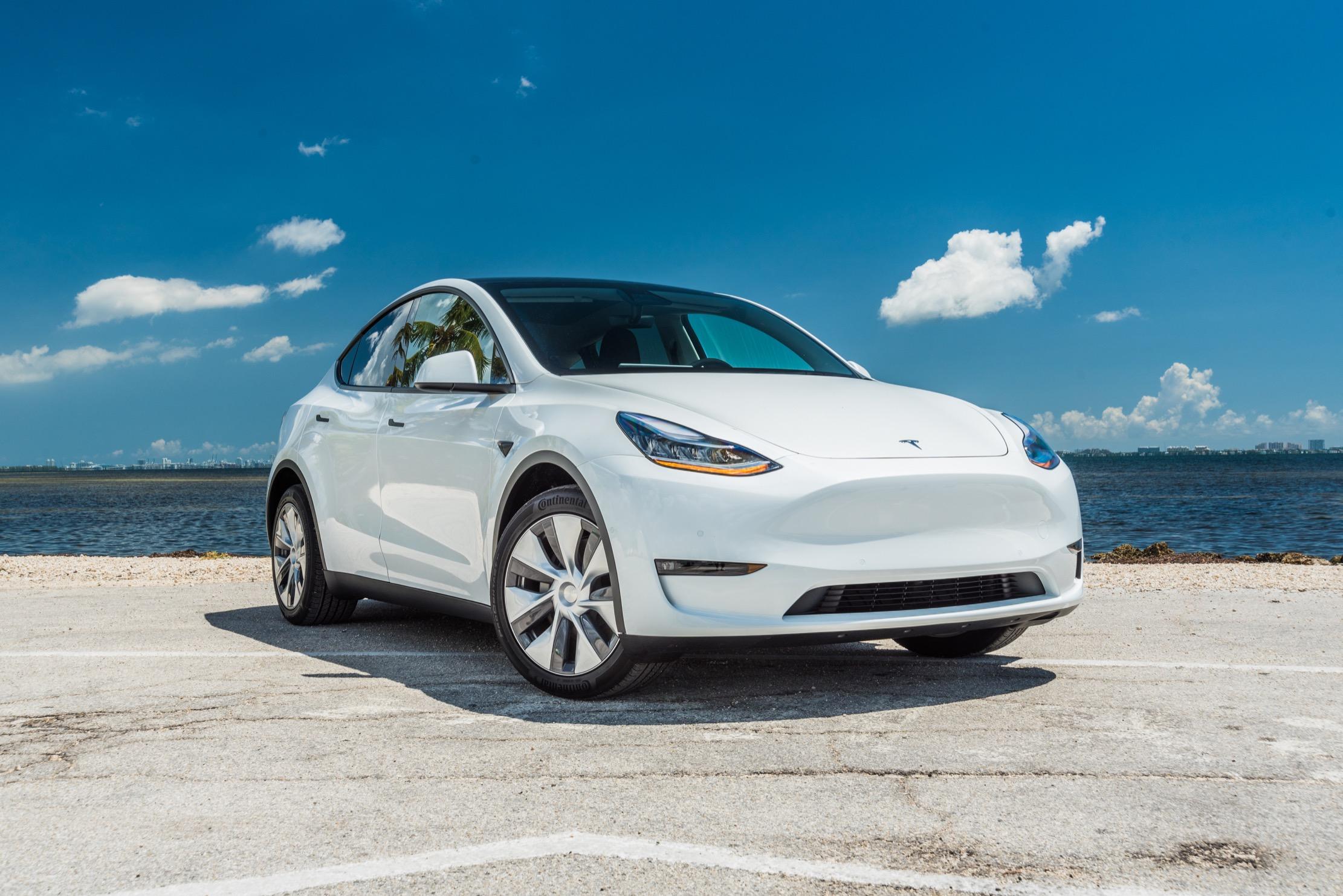 Tesla Model Y 2022 in Miami, FL