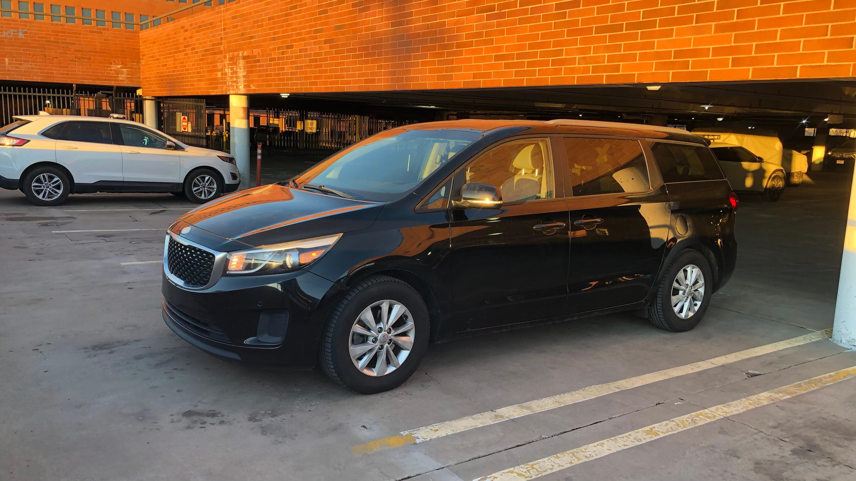 Kia Sedona 2017 in 