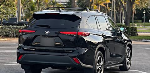 Toyota Highlander 2021