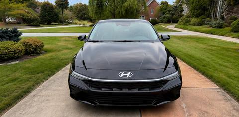 Hyundai Elantra 2025