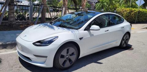 Tesla Model 3 2020