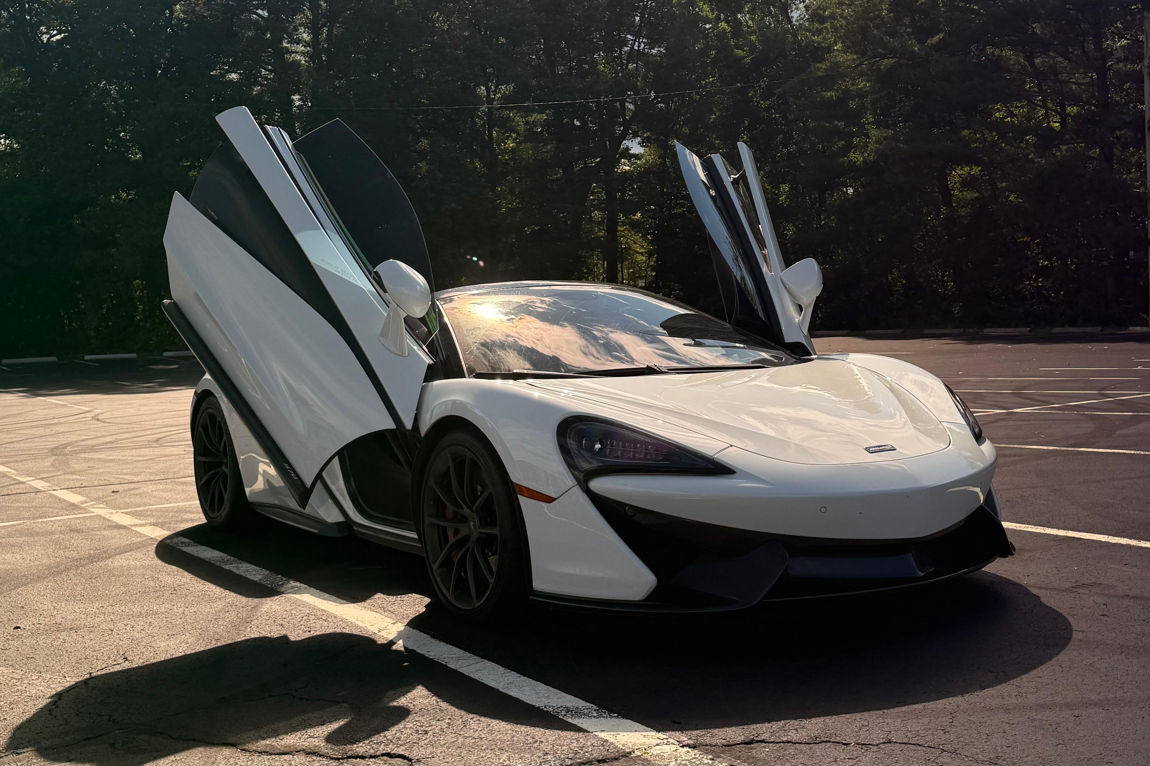 McLaren 570S 2019 in Newton, MA