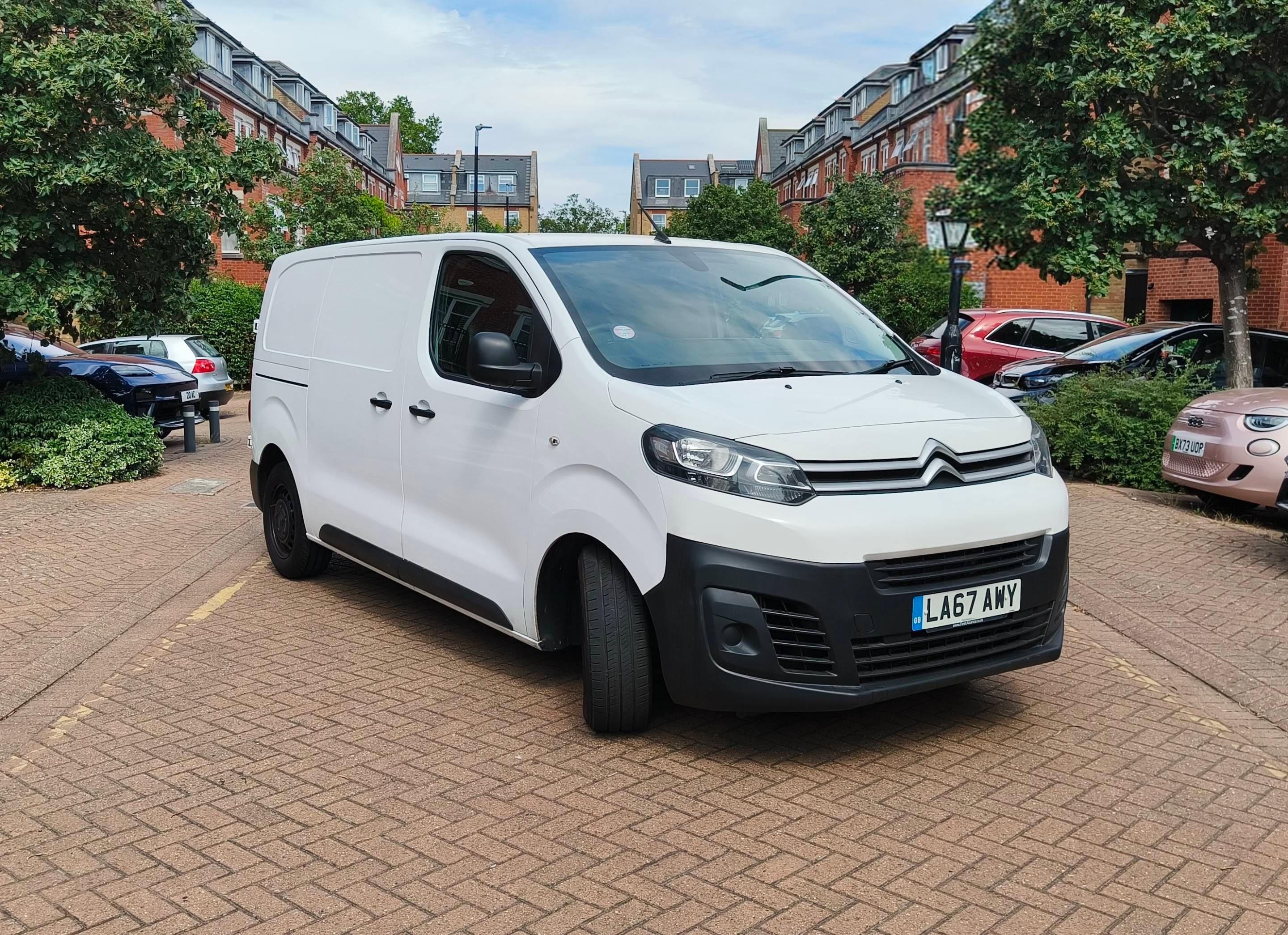 Citroen Dispatch 2018 in London