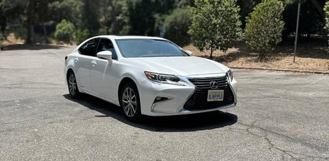 Lexus ES 2016