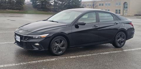 Hyundai Elantra 2024