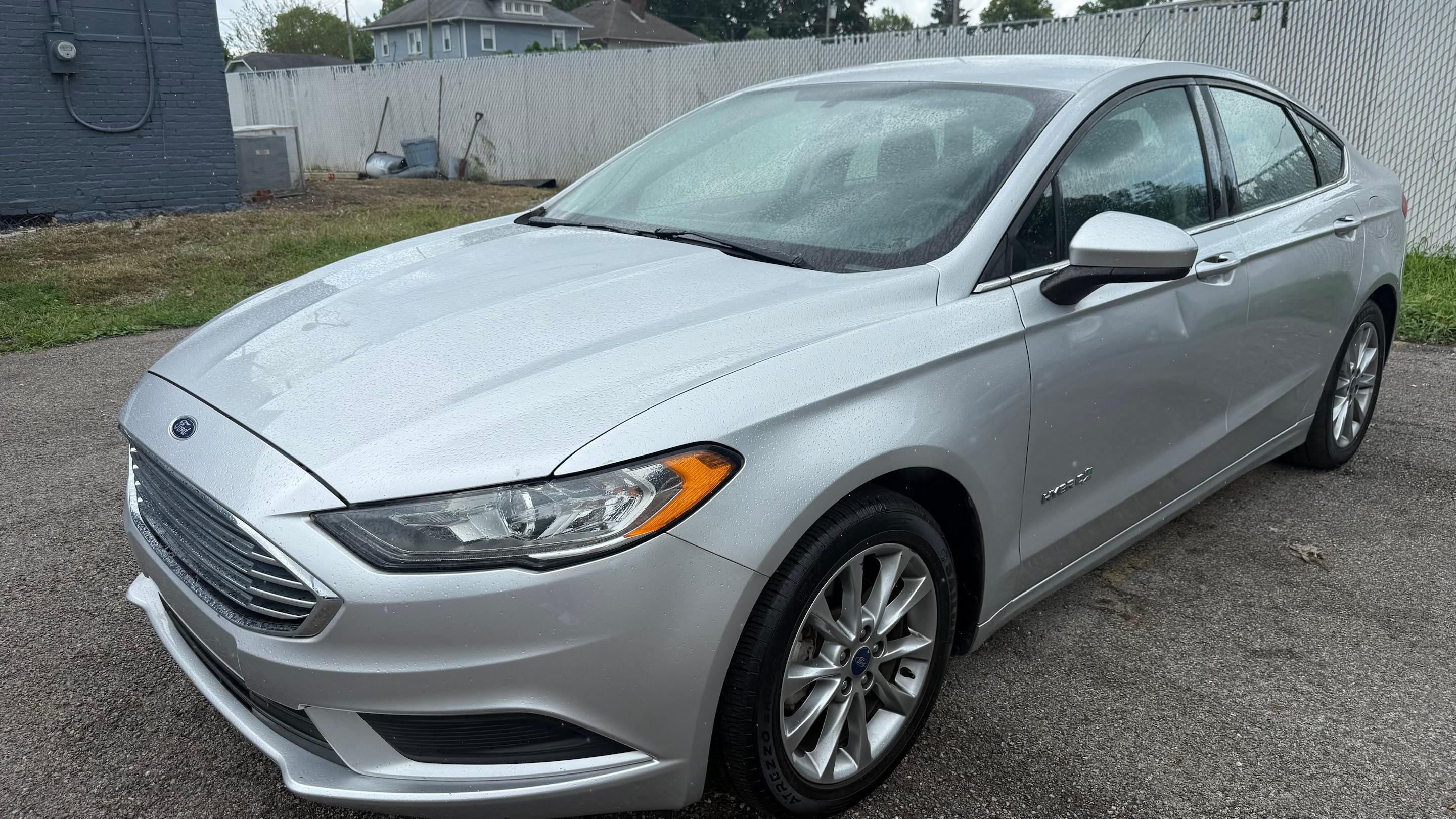 Ford Fusion Hybrid 2017 in Springfield, OH
