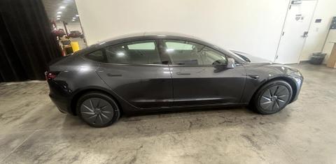 Tesla Model 3 2025