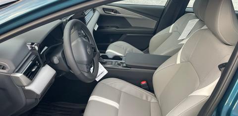 Toyota Camry Hybrid 2026