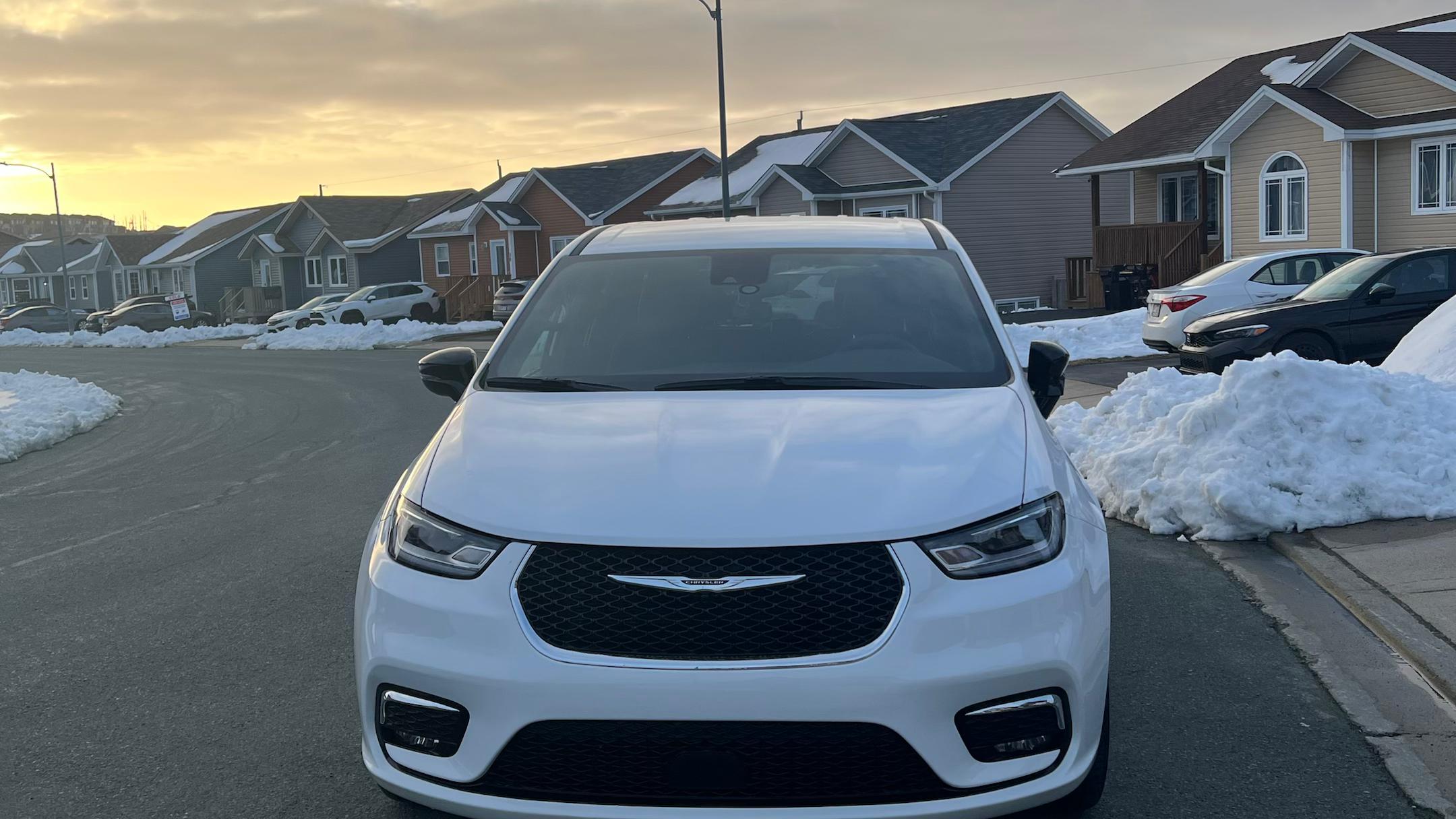 Chrysler Pacifica 2025 à 