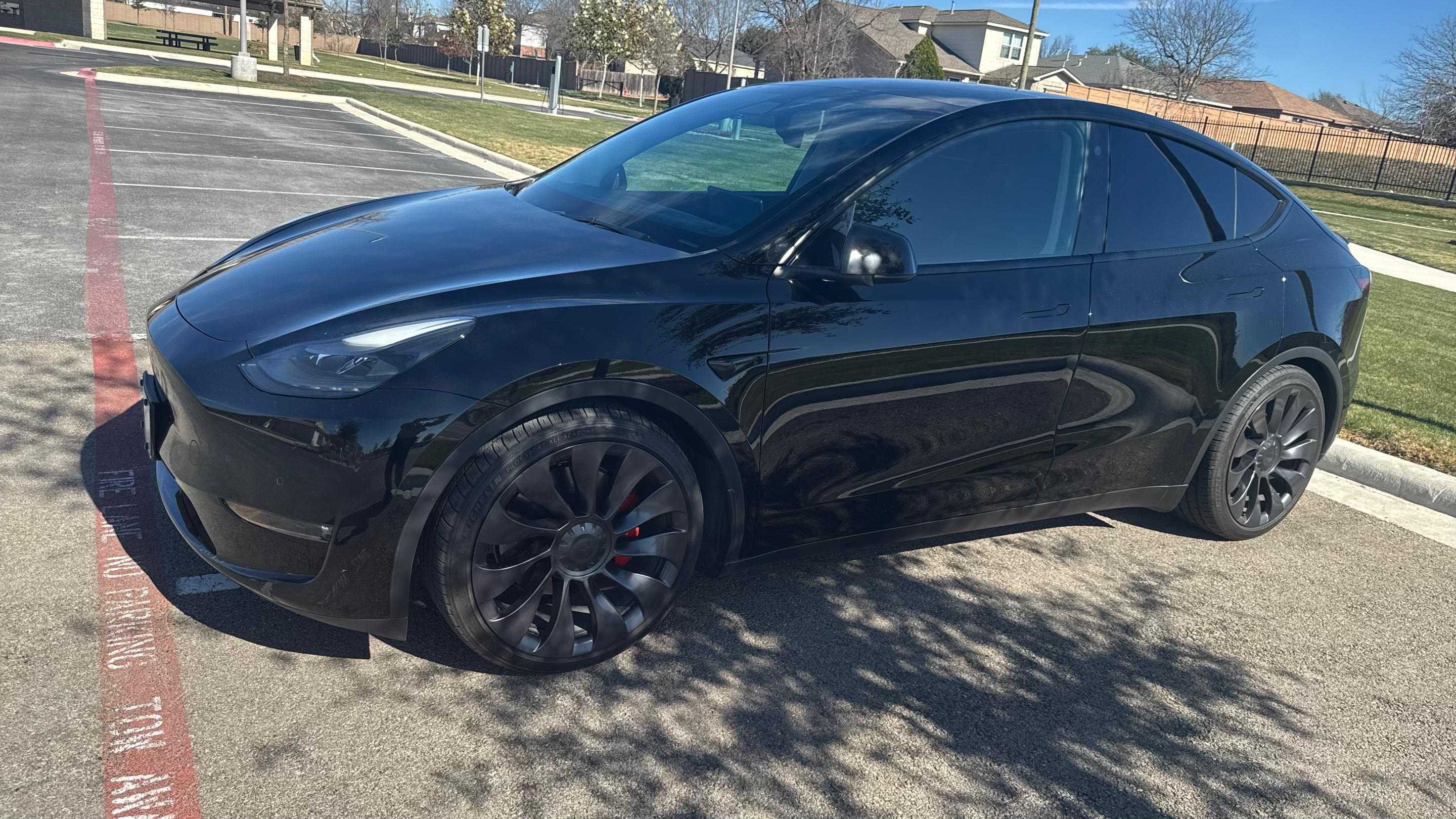 Tesla Model Y 2021 in 