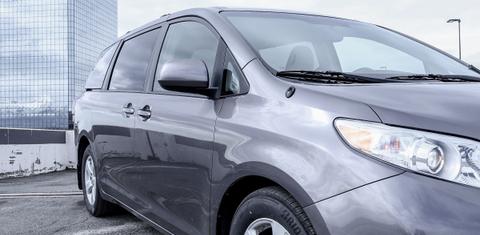 Toyota Sienna 2011