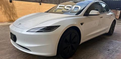 Tesla Model 3 2025