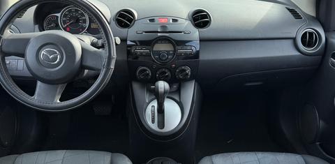 Mazda Mazda2 2014