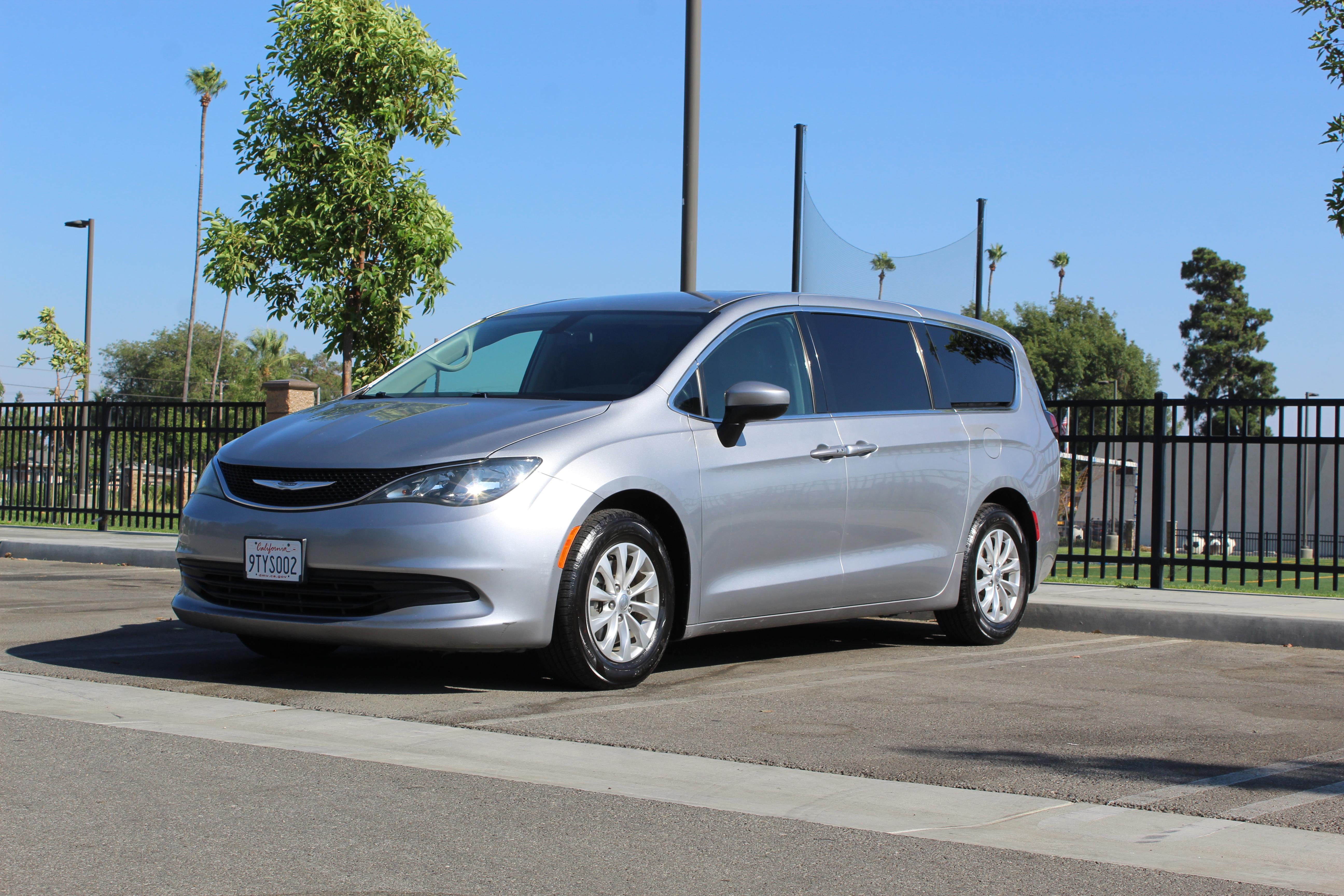 Chrysler Pacifica 2018 in 