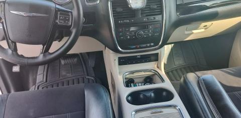 Chrysler Town & Country 2016