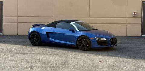Audi R8 Spyder 2012
