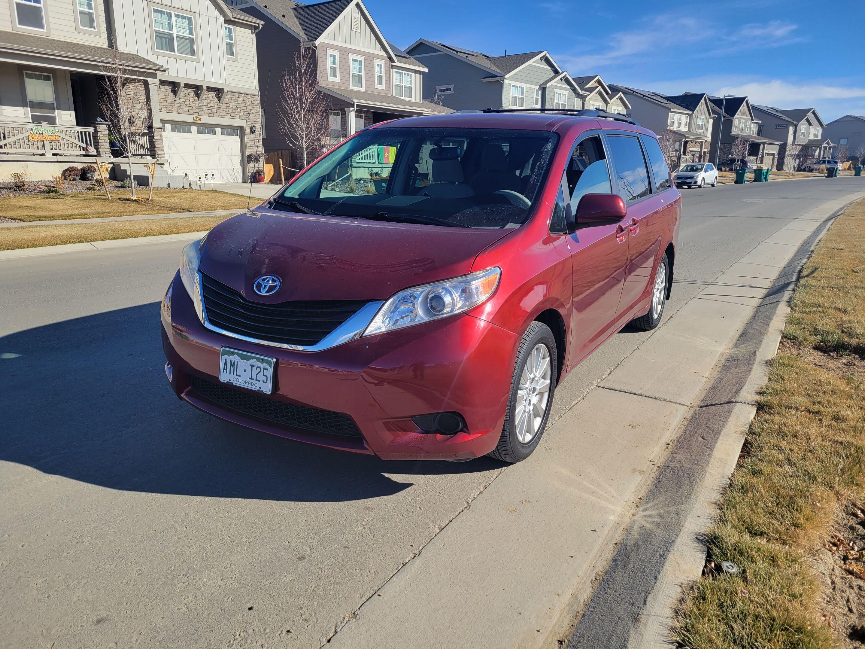 Toyota Sienna 2013 in 