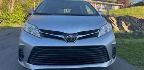 Toyota Sienna 2019