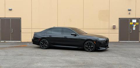 BMW i7 2024
