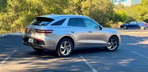 Genesis GV70 2026