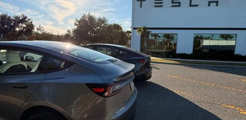Tesla Model 3 2024