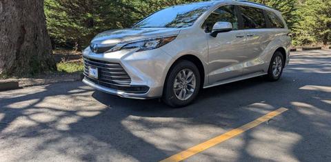 Toyota Sienna 2025