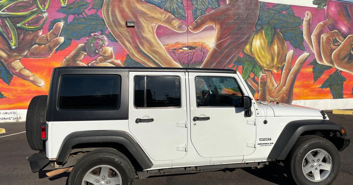 Jeep Wrangler Unlimited 2016 rental in Phoenix, AZ by Miles N. Turo