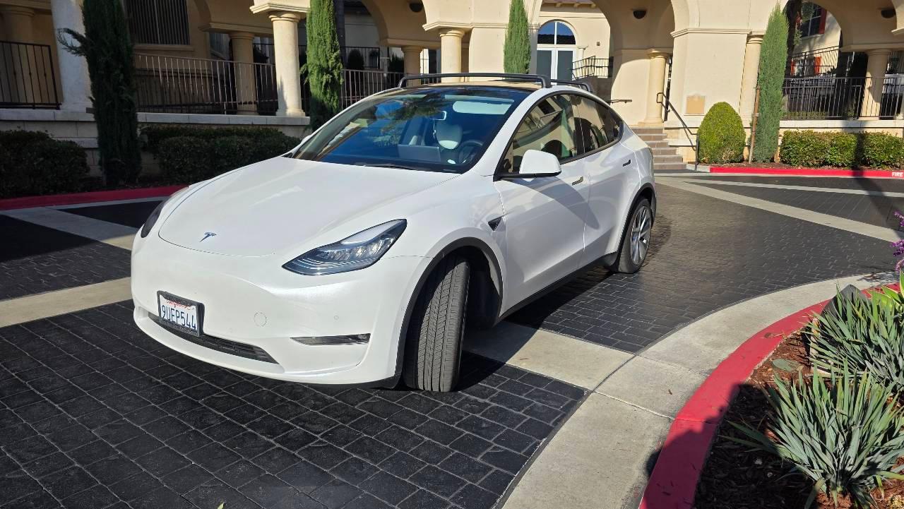 Tesla Model Y 2021 in 