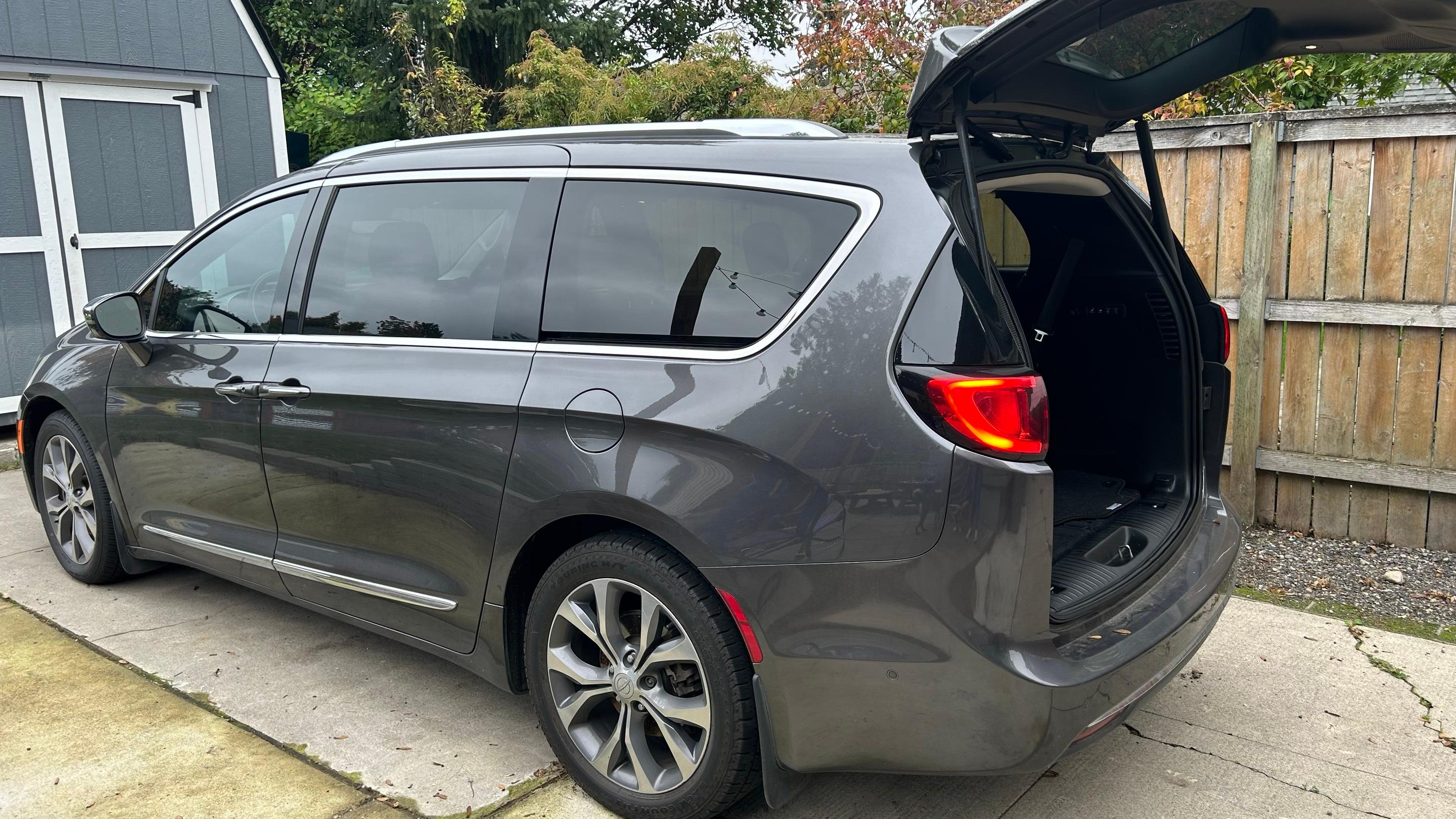 Chrysler Pacifica 2017 in Portland, OR