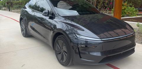 Tesla Model Y 2026