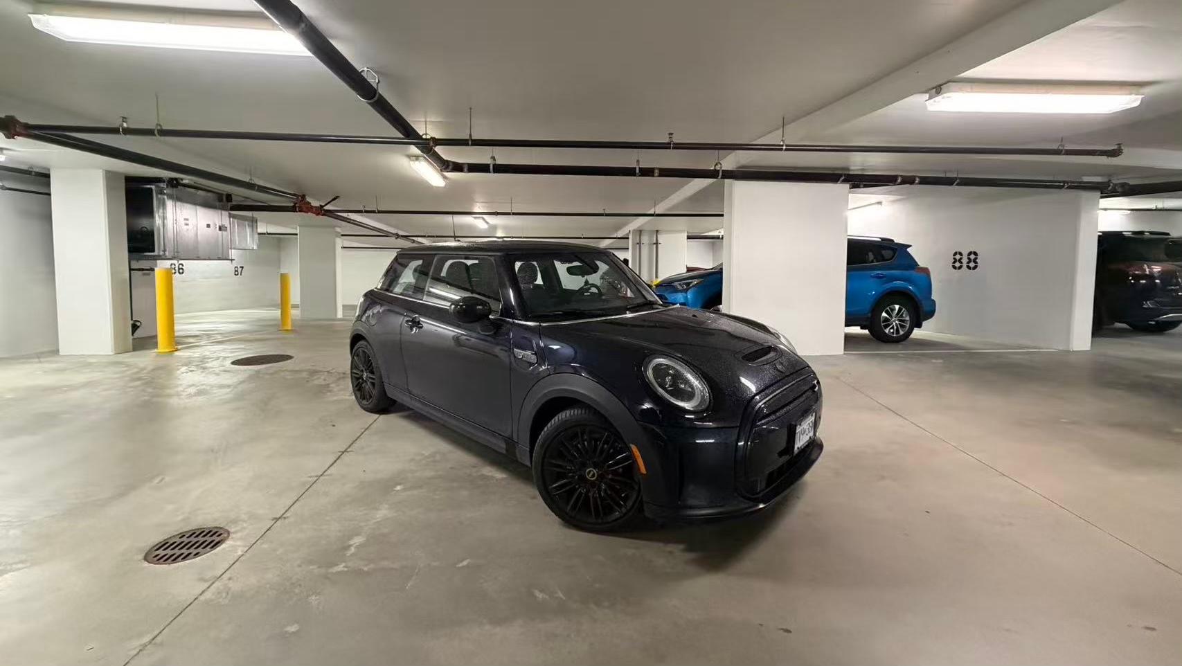 MINI Hardtop 3 Door 2024 in Victoria, BC
