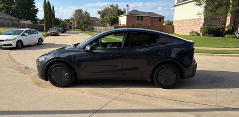 Tesla Model Y 2026