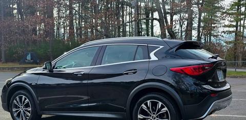 INFINITI QX30 2017