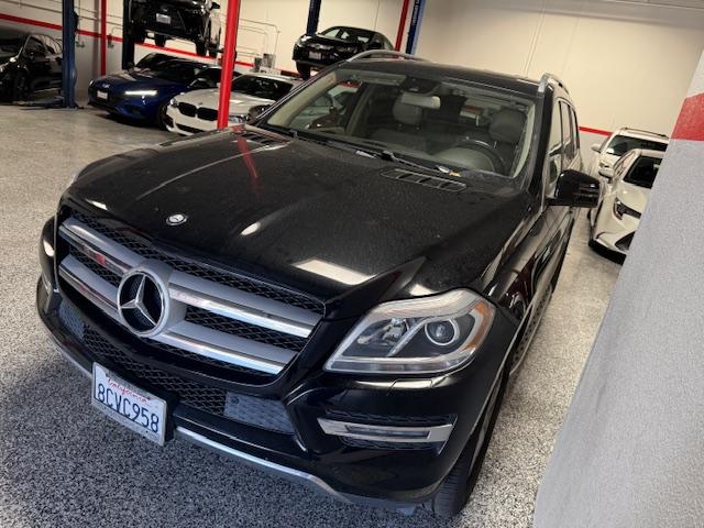Mercedes-Benz GL-Class 2015 in Newark, CA