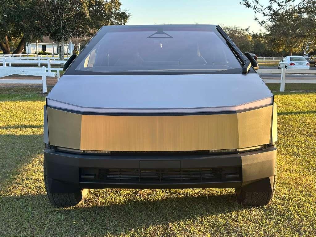 Tesla Cybertruck 2025 in Orlando, FL