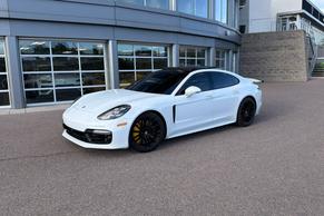 Porsche Panamera 2018 in Littleton