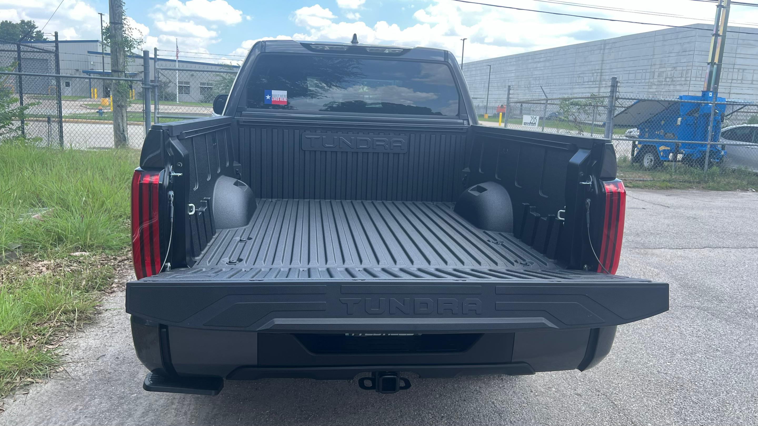 Toyota Tundra 2026 in Houston, TX