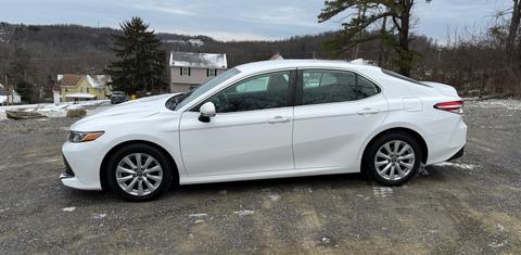 Toyota Camry 2019