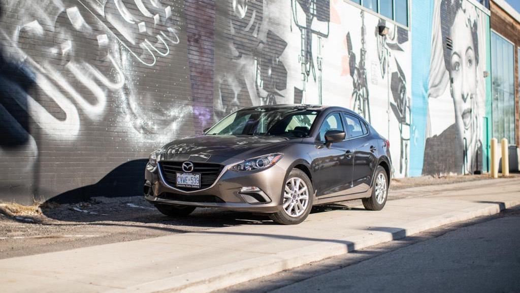 Mazda Mazda3 2015 in Toronto, ON