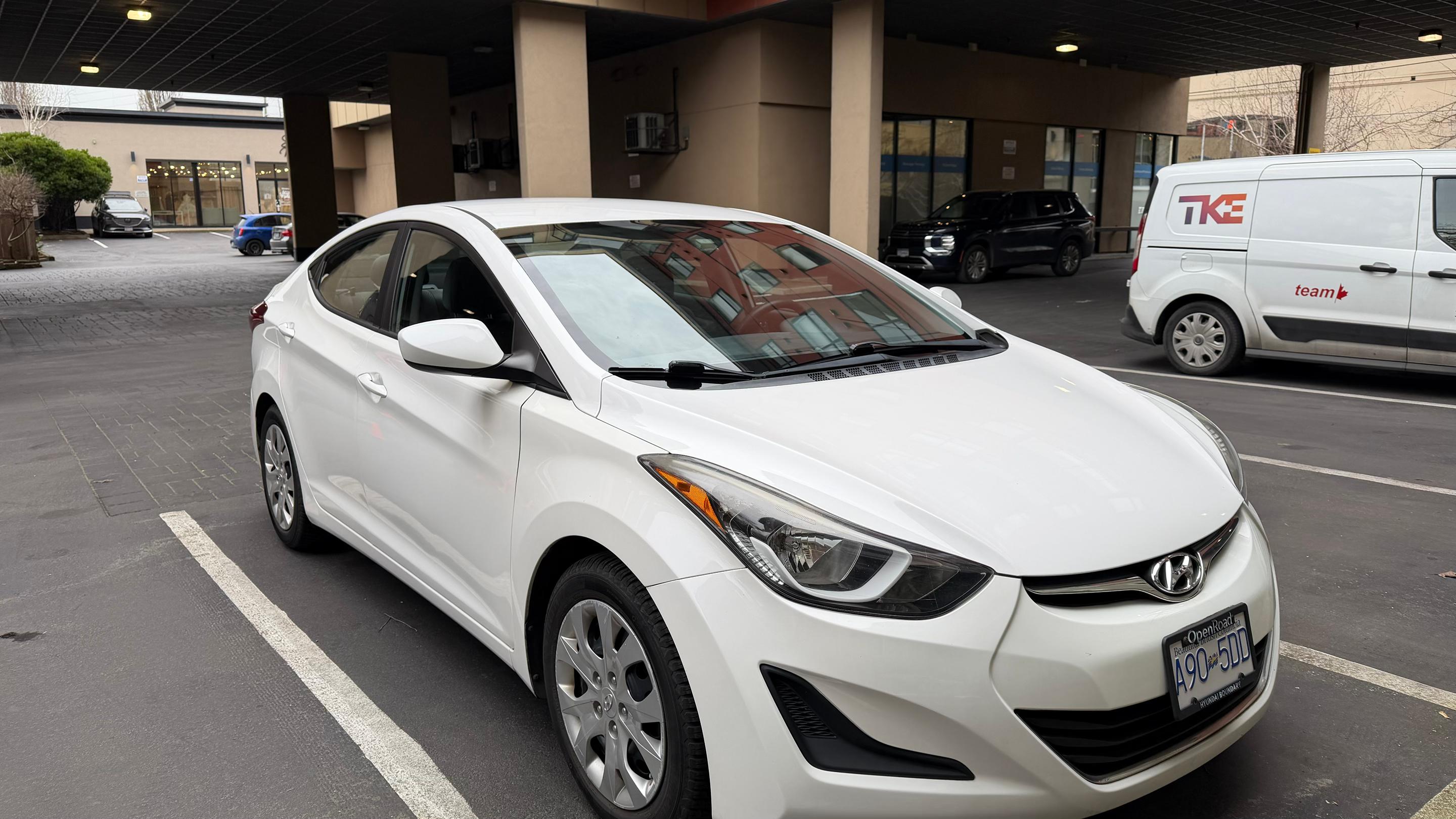 Hyundai Elantra 2014 à Victoria, BC