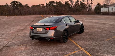 Nissan Altima 2025