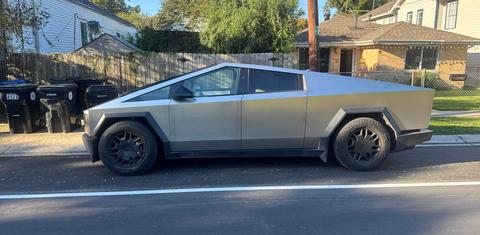 Tesla Cybertruck 2024