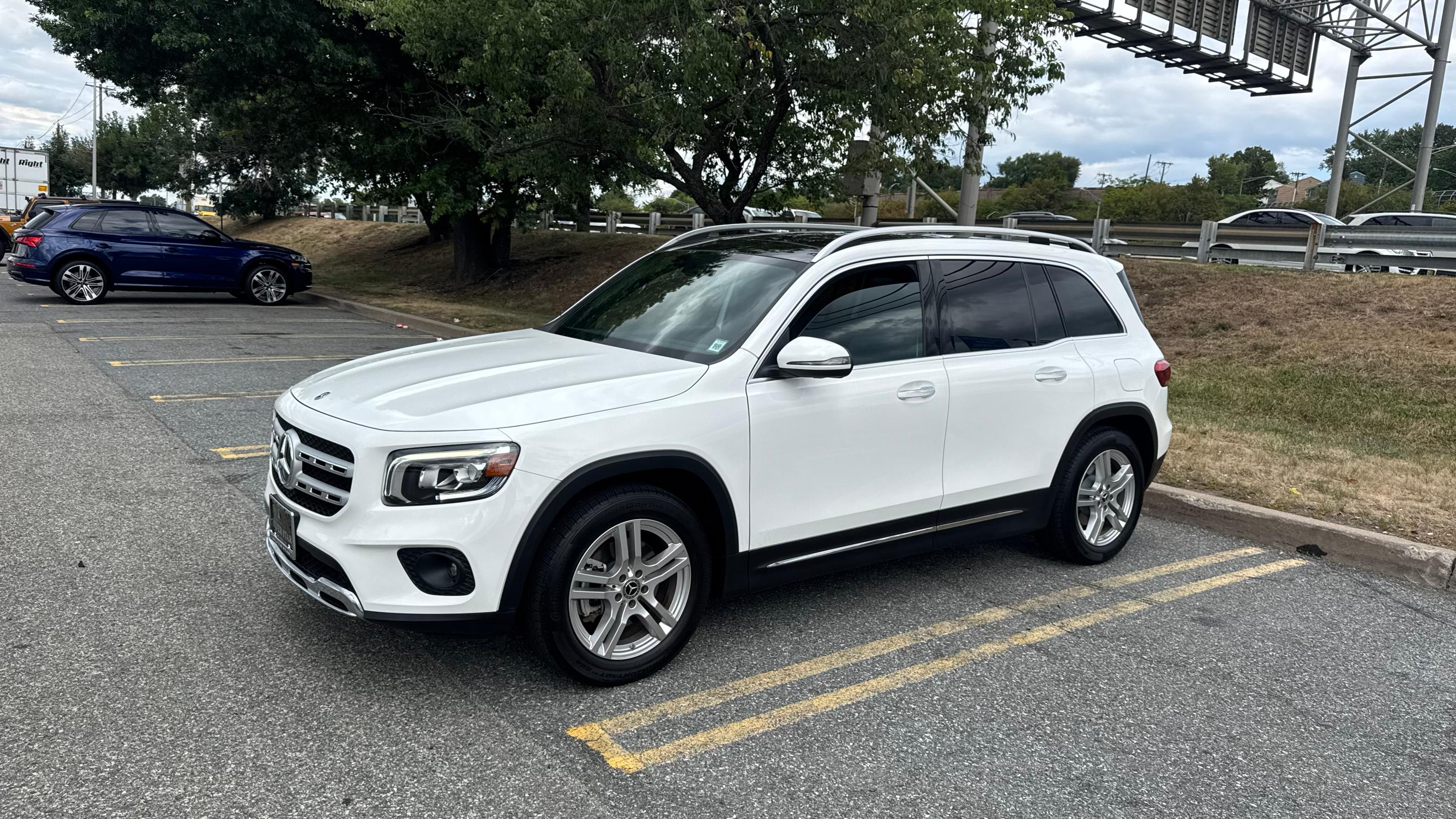 Mercedes-Benz GLB-Class 2020 in 