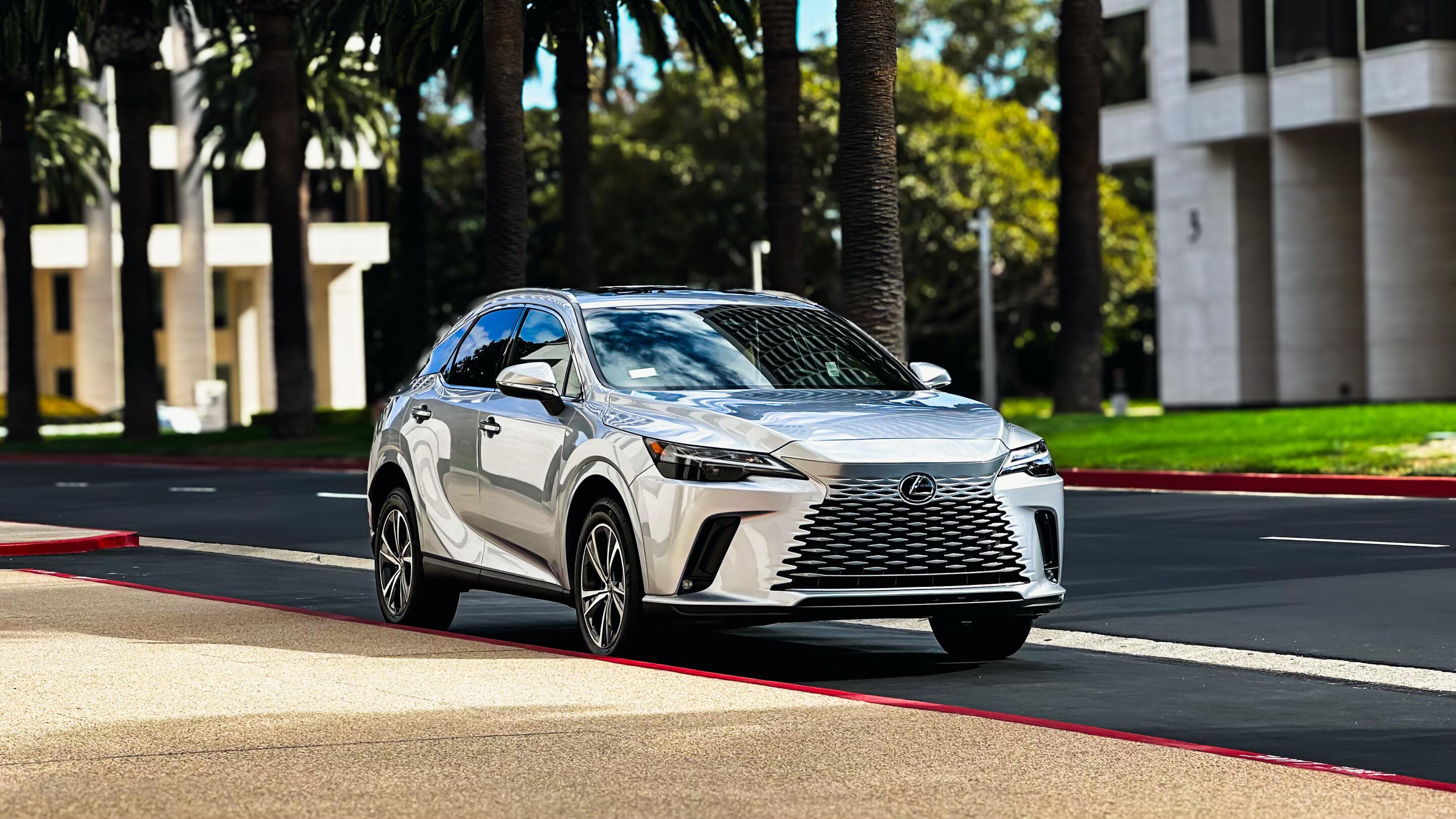 Lexus RX 2025 in Newport Beach, CA