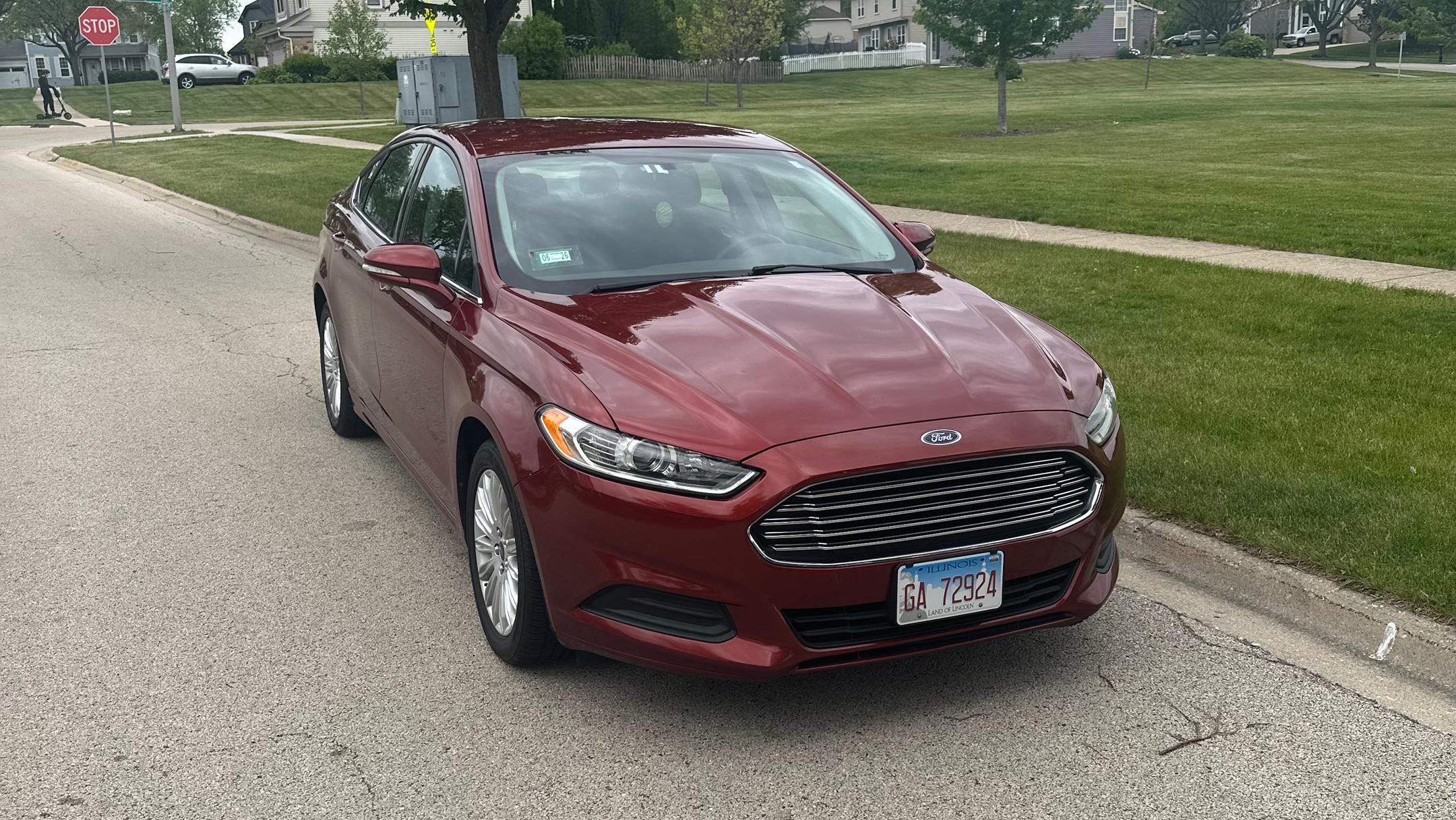 Ford Fusion Hybrid 2014 in 
