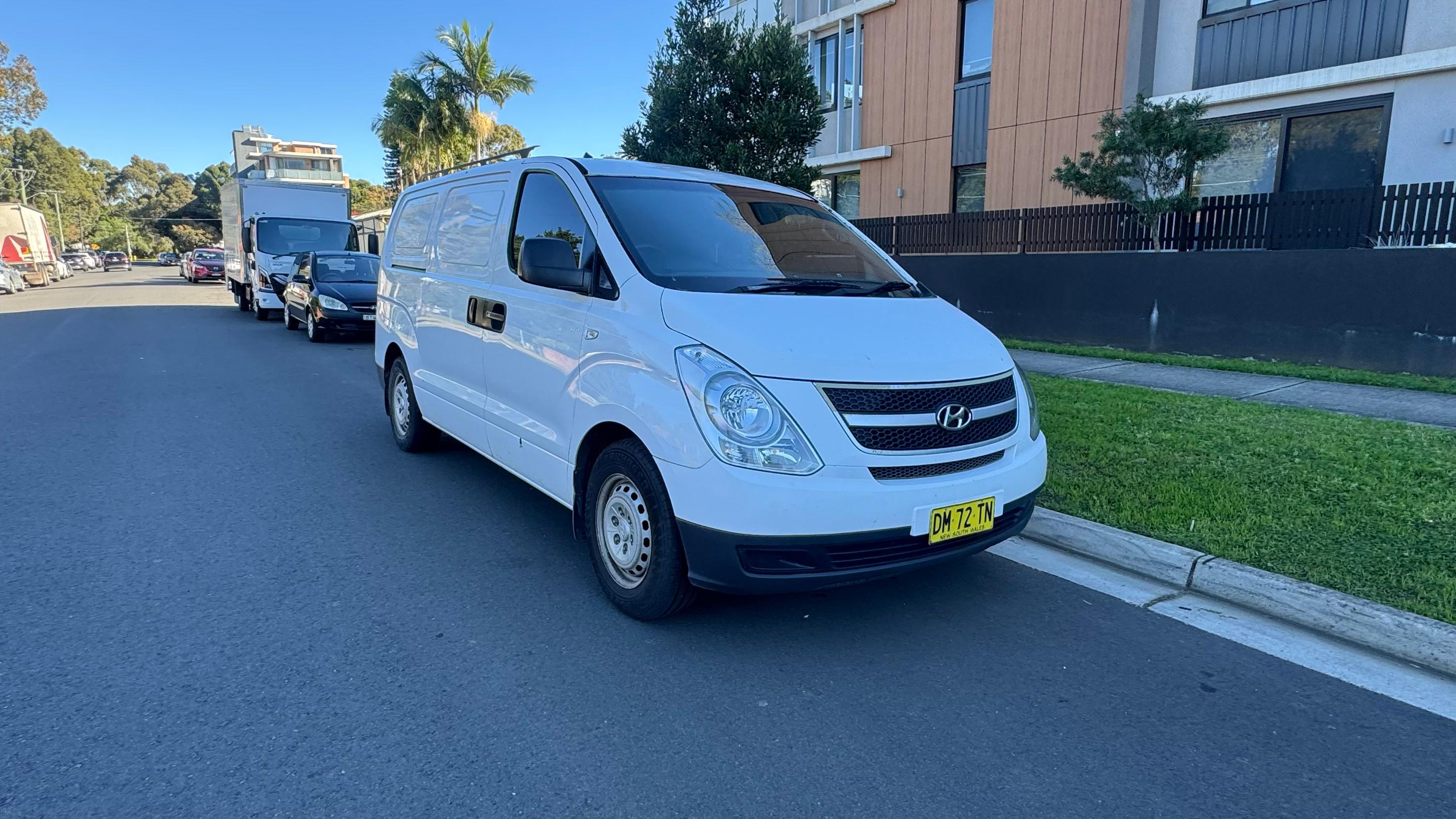 Hyundai iLOAD 2016 in Parramatta