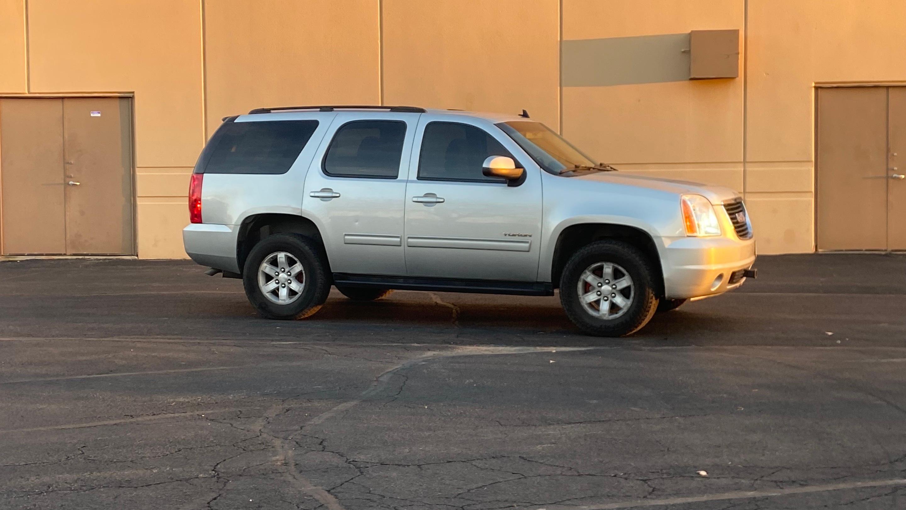 GMC Yukon 2011 in 