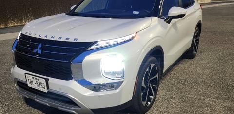 Mitsubishi Outlander 2023