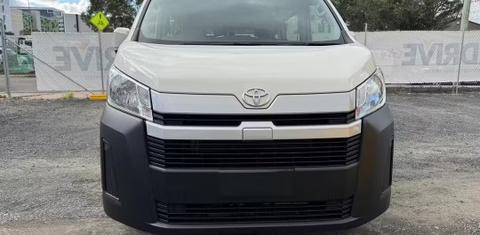 Toyota HIACE 2022